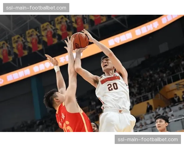 CBA联盟讨论并初步通过加强对故意挥肘等危险防守动作的追加处罚条例